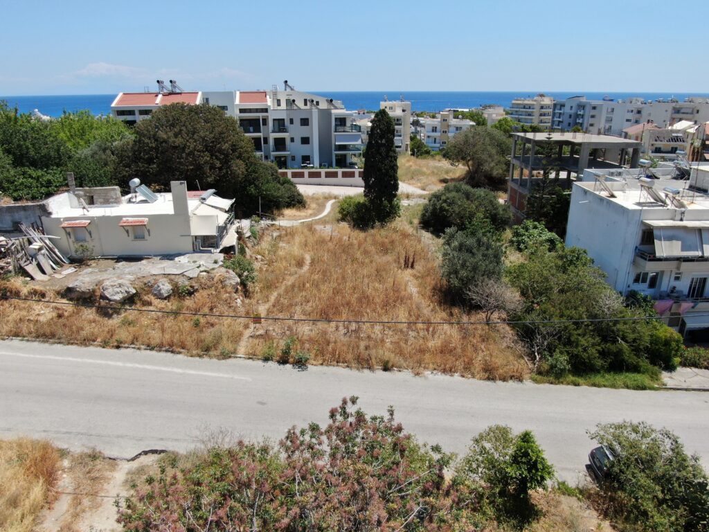 Plot of land in the city of Rhodes