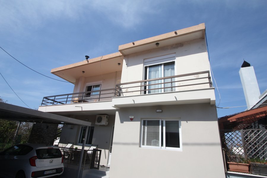 Apartment in Paradeisi